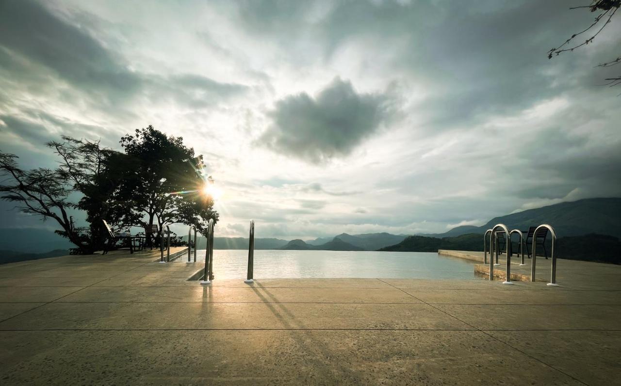 Haze And Kites Resort Munnar Exteriér fotografie